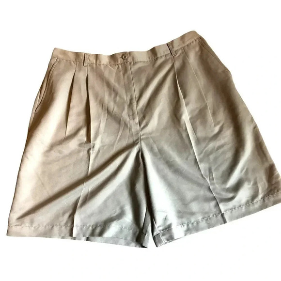 Karen Scott Sport NWT Summer Shorts Women Size 18 POCKETS BEIGE - Picture 1 of 7